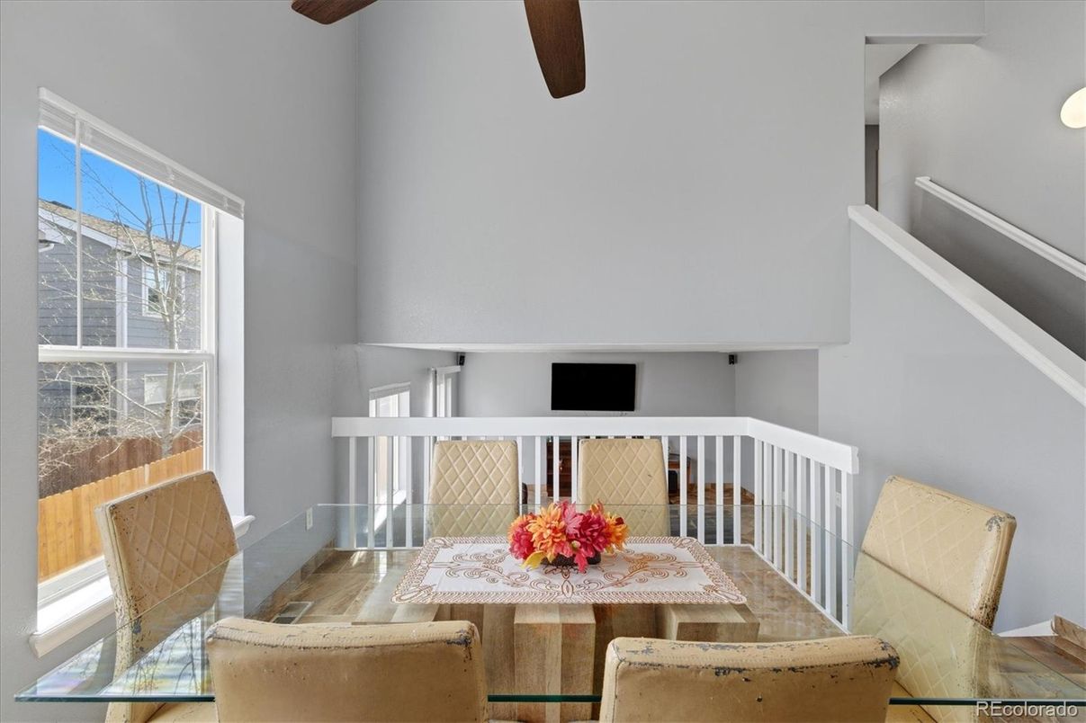 Dining room, Interior