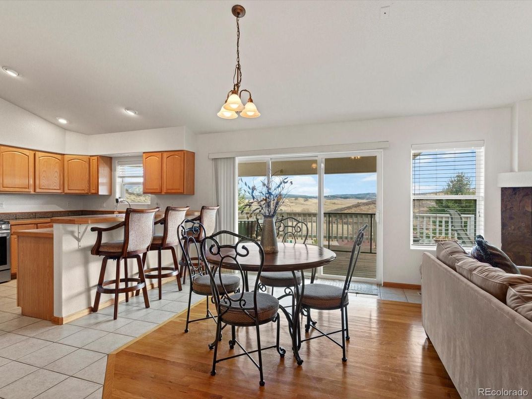 Dining room, Interior, Kitchen, Pendant Lights, Recessed Lighting, Wood Texture Flooring