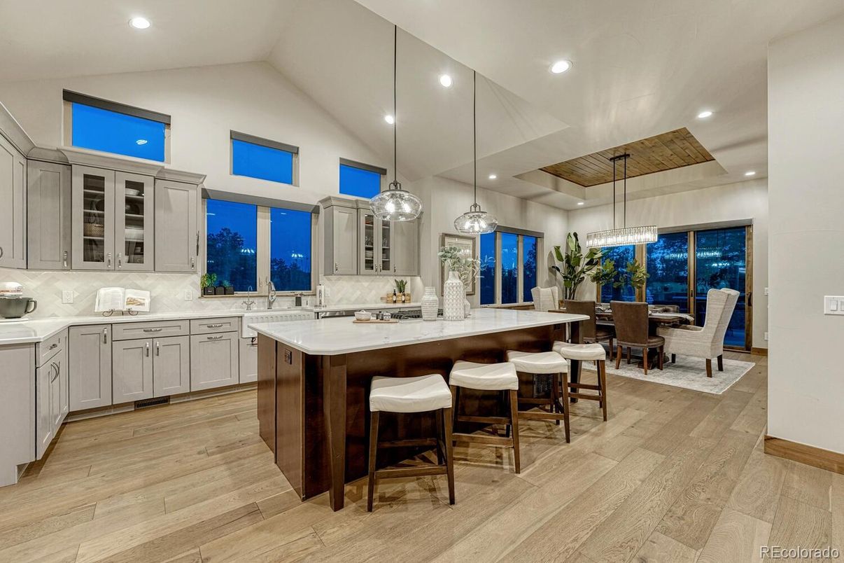 Dining room, Interior, Kitchen, Pendant Lights, Recessed Lighting, Wooden Ceilings, Wood Texture Flooring