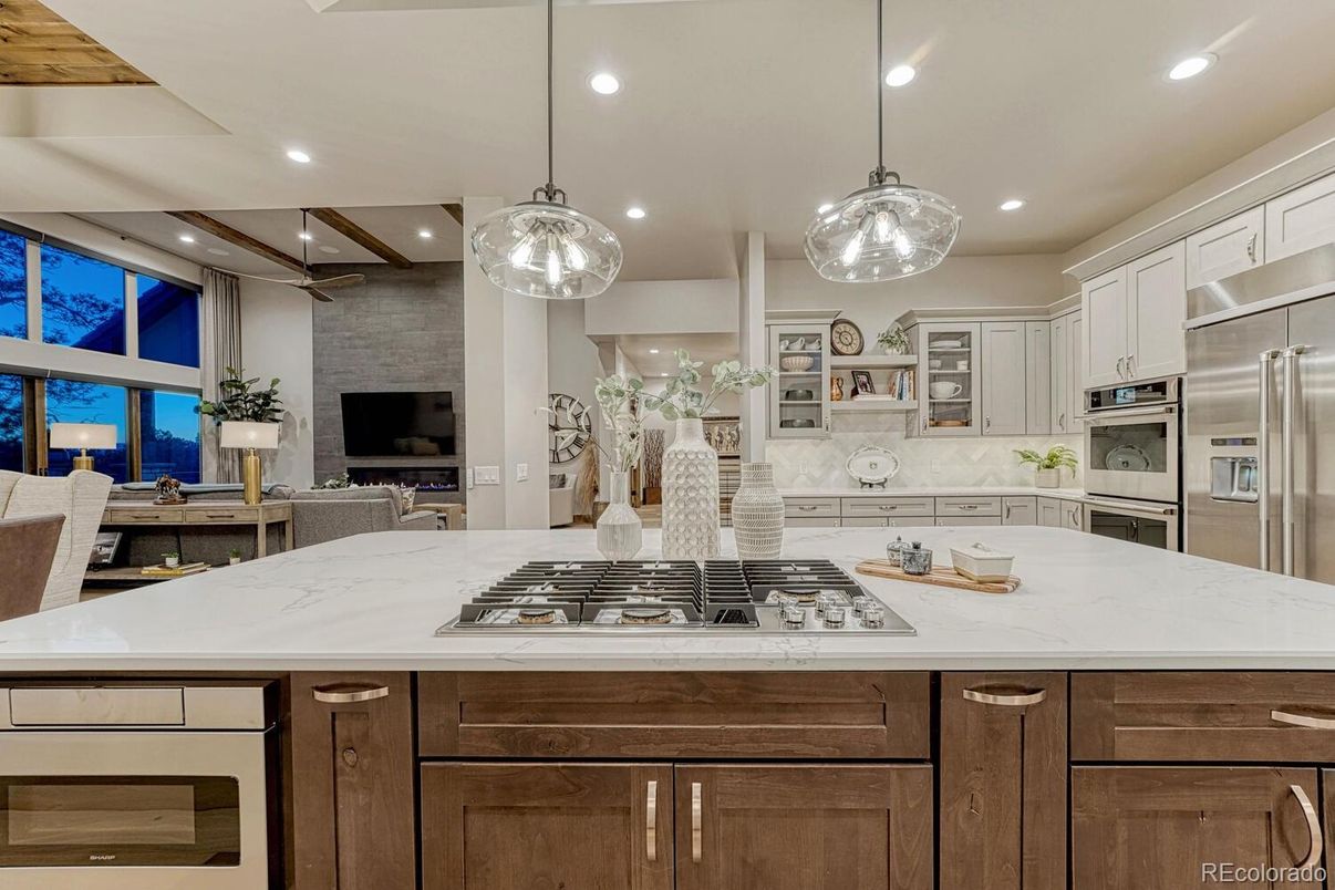 Interior, Kitchen, Pendant Lights, Recessed Lighting, Stainless Steel Appliances