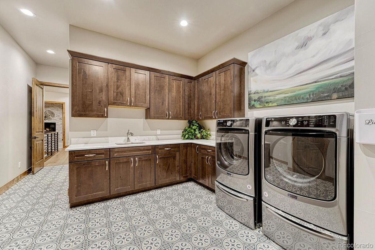 Interior, Recessed Lighting, Washer