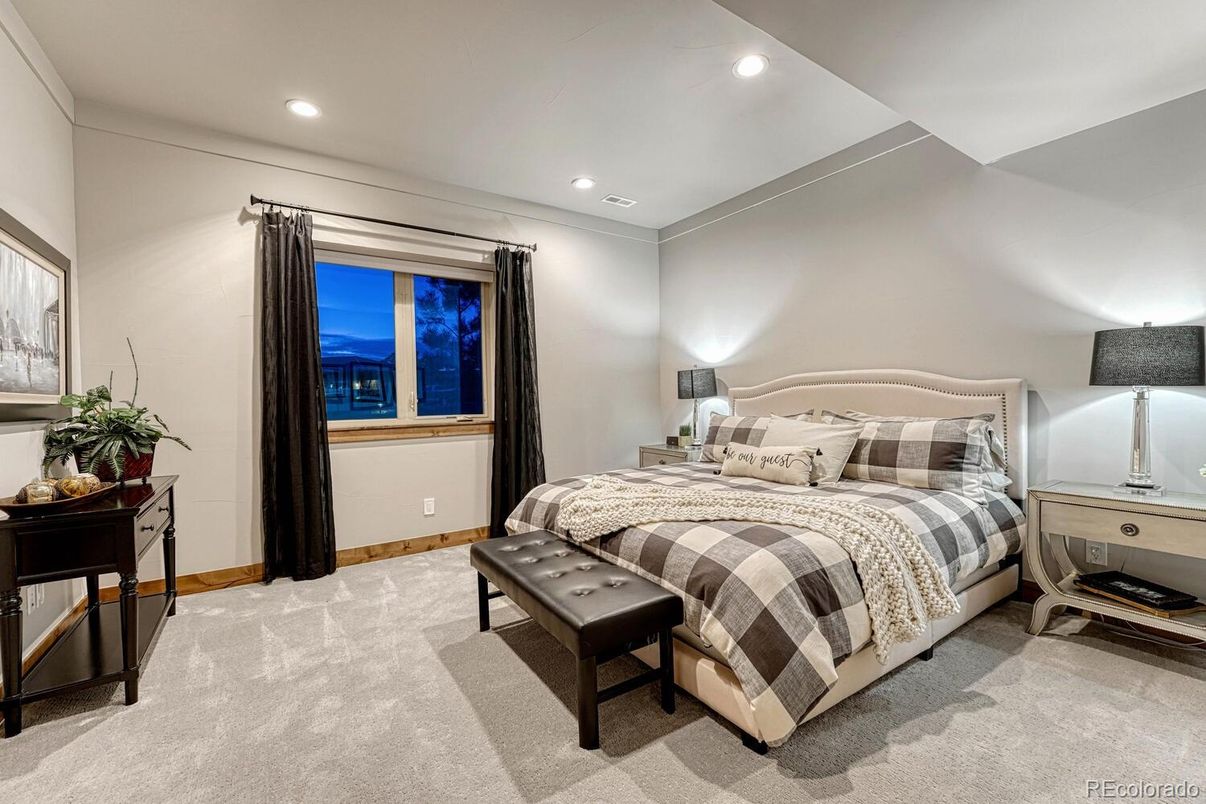 Bedroom, Interior, Recessed Lighting