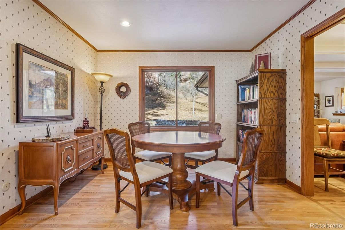 Dining room, Interior, Recessed Lighting, Wood Texture Flooring