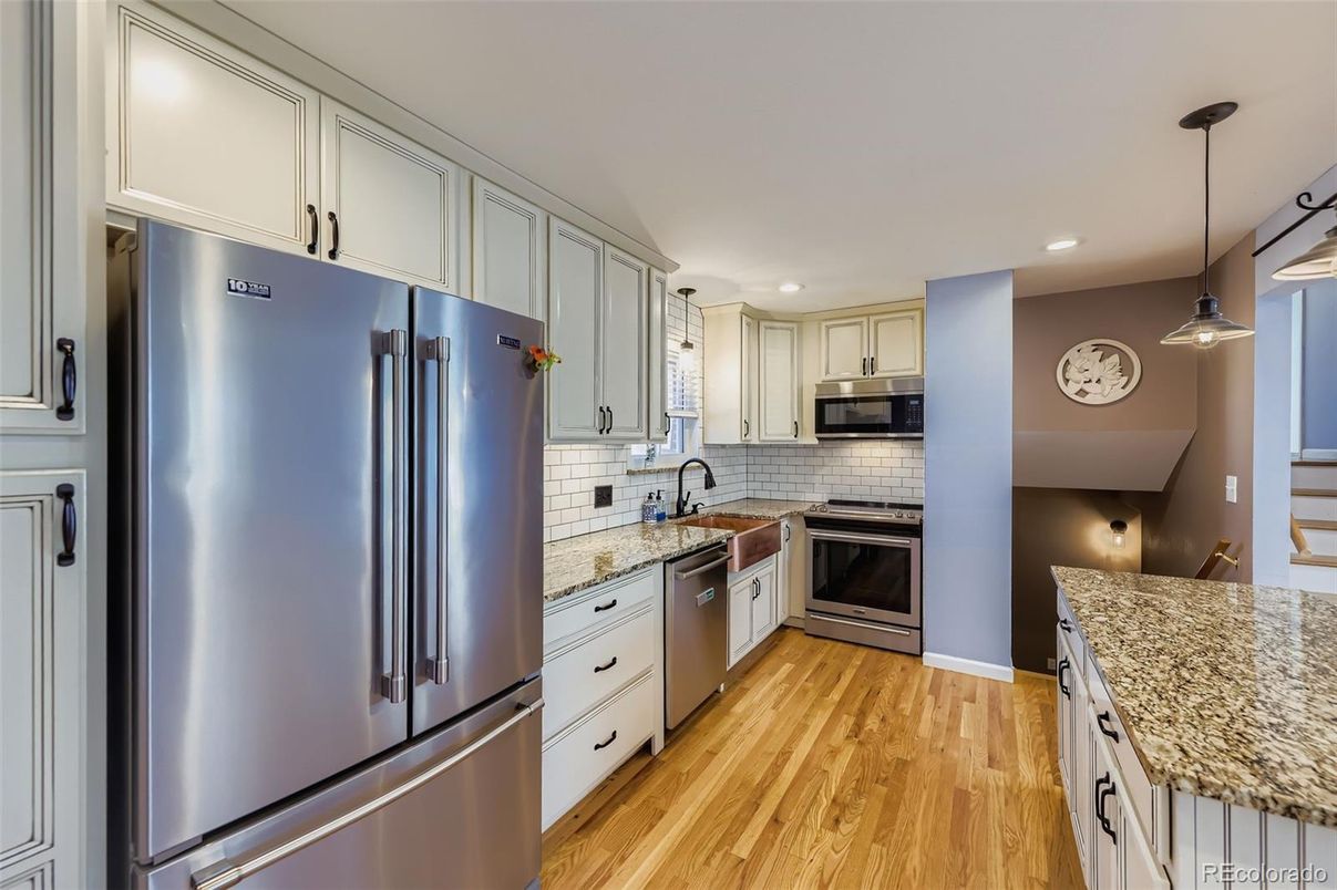 Interior, Kitchen, Pendant Lights, Recessed Lighting, Stainless Steel Appliances, Wood Texture Flooring