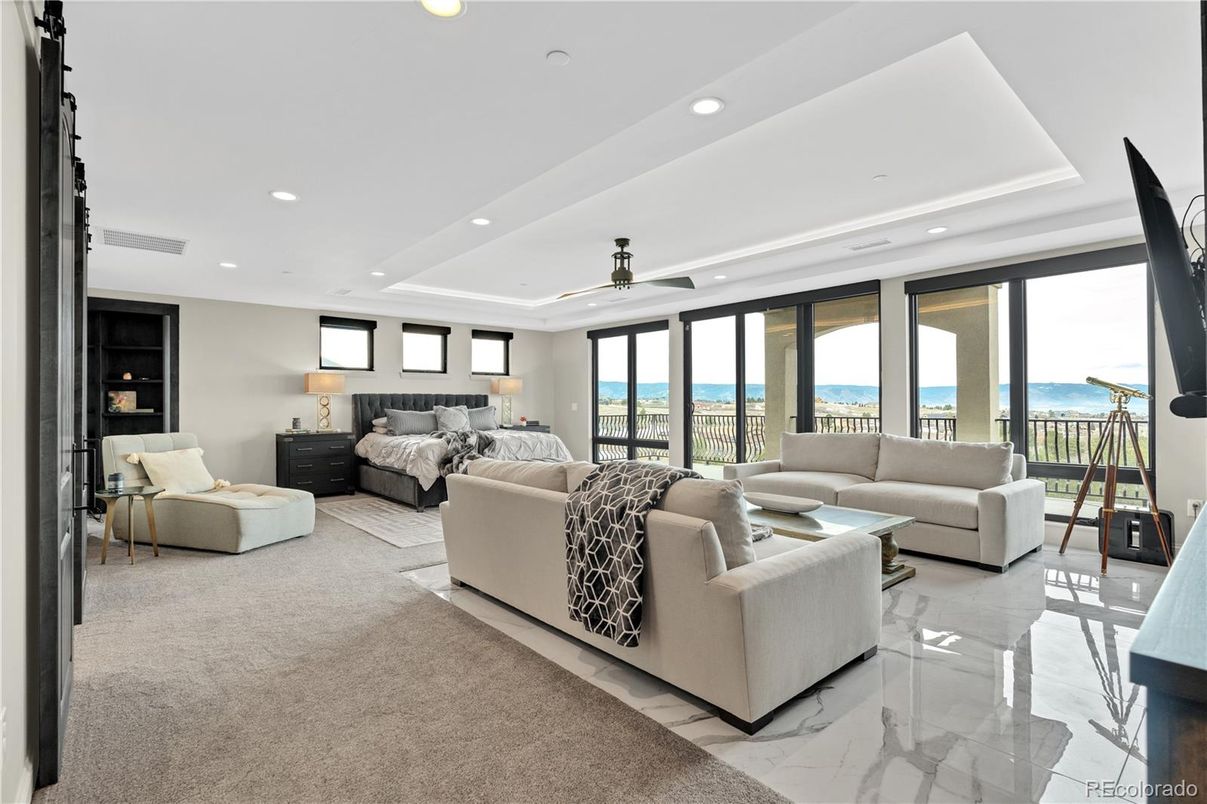 Interior, Living room, Marble, Recessed Lighting, Water