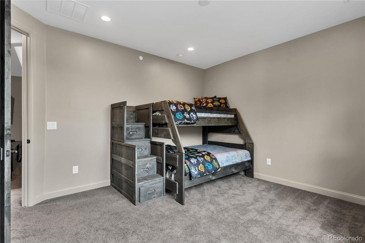 Bedroom, Interior, Recessed Lighting