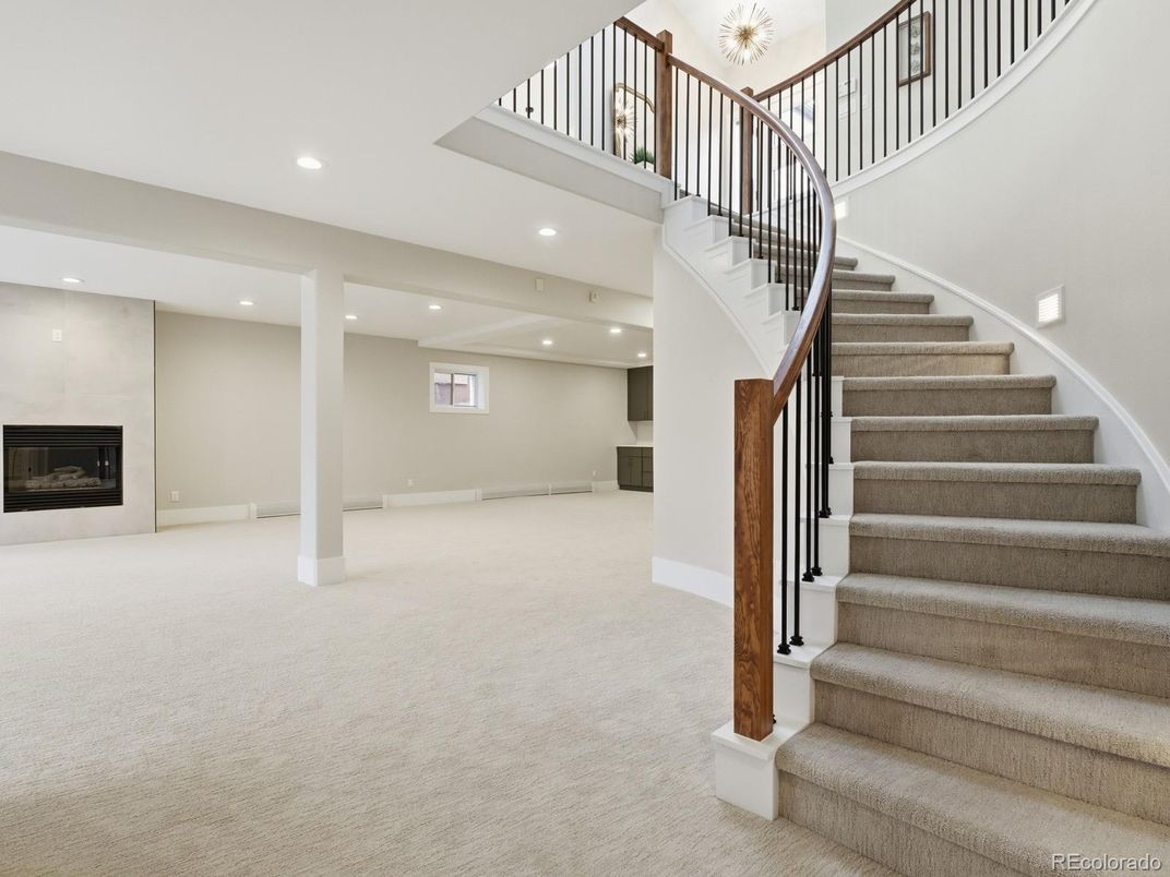 Chandelier, Fireplace, Interior, Recessed Lighting