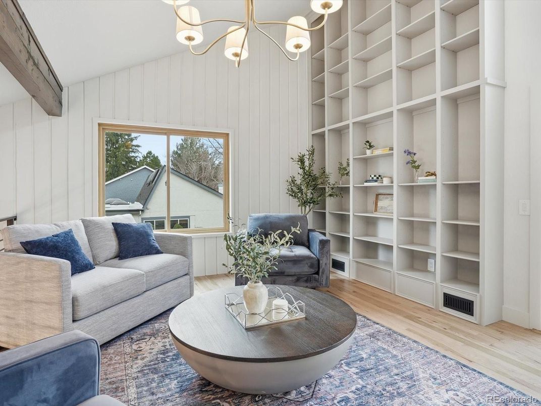 Interior, Living room, Pendant Lights, Wood Texture Flooring