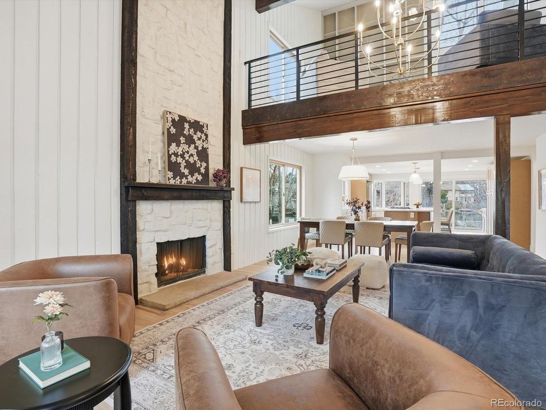 Chandelier, Dining room, Fireplace, Interior, Living room, Pendant Lights