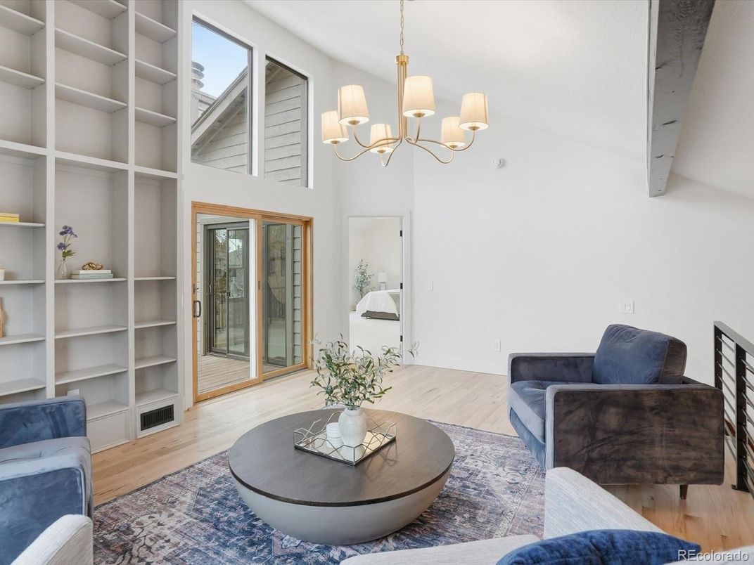 Chandelier, Interior, Wood Texture Flooring
