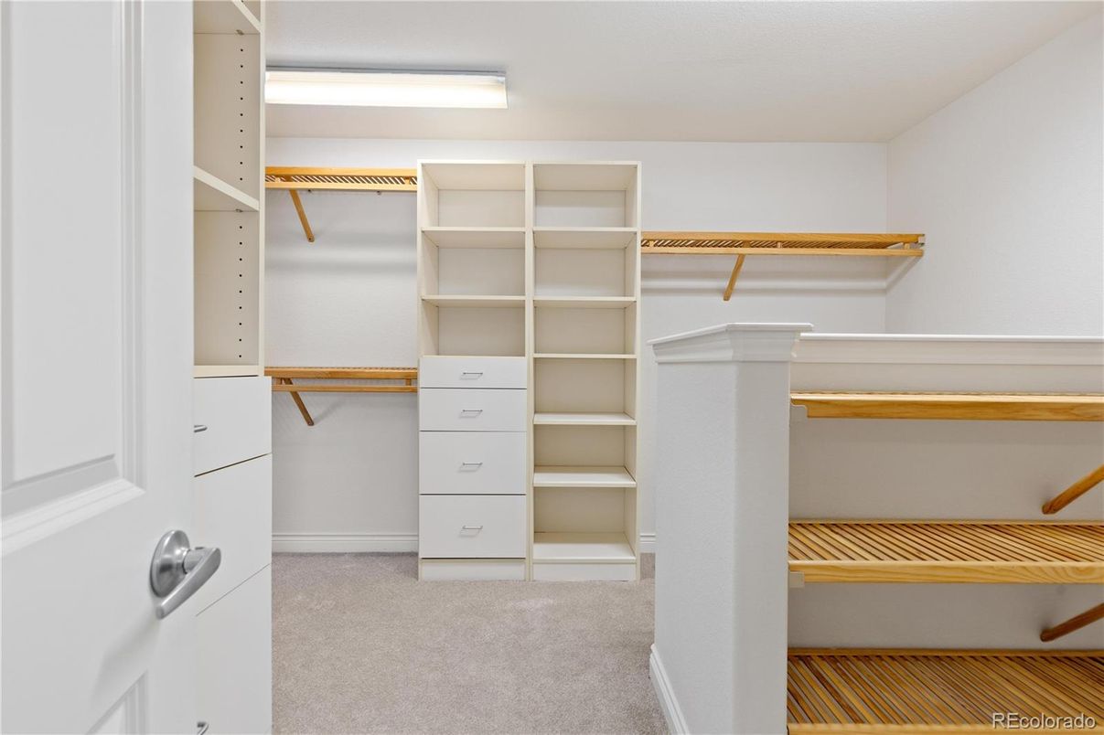 Interior, Walk-in Closets