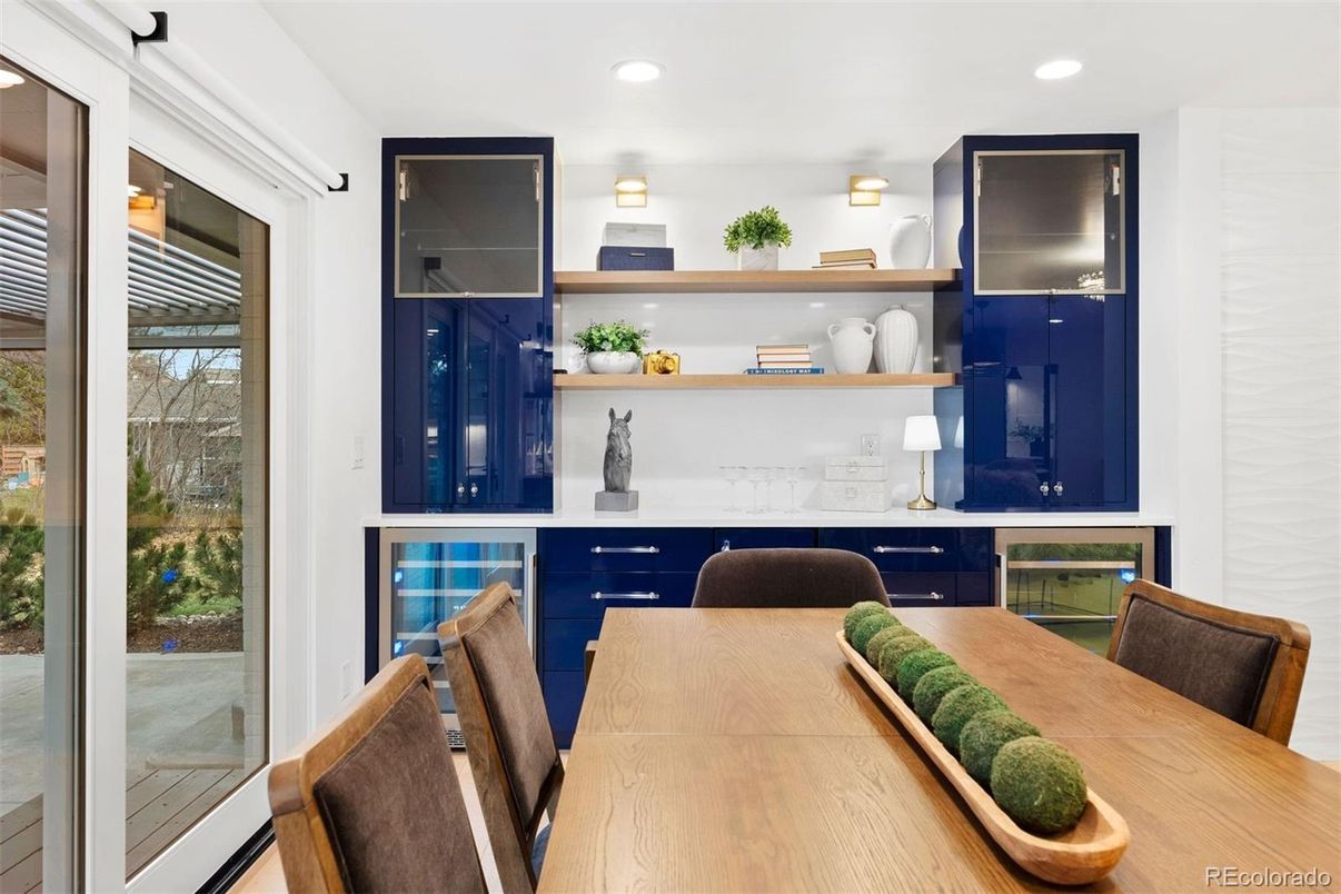 Dining room, Interior, Kitchen, Recessed Lighting