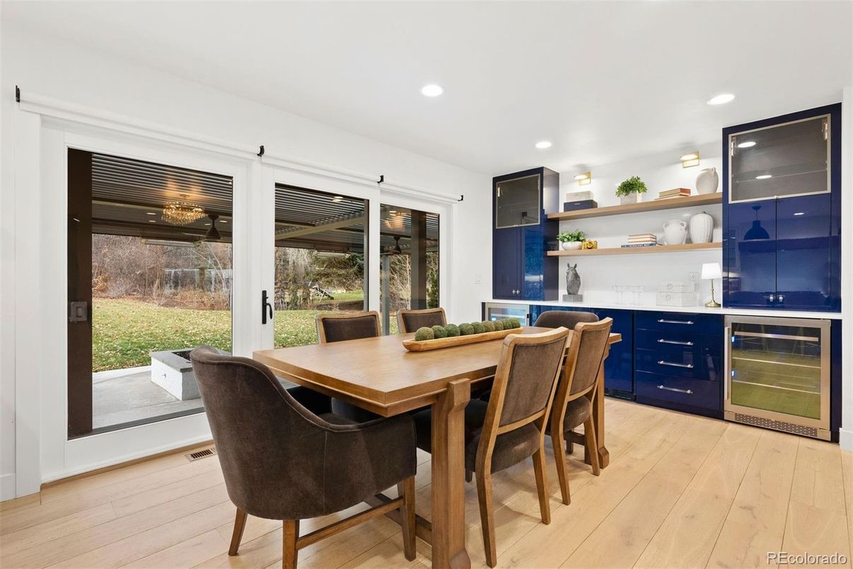 Dining room, Interior, Kitchen, Recessed Lighting, Wood Texture Flooring