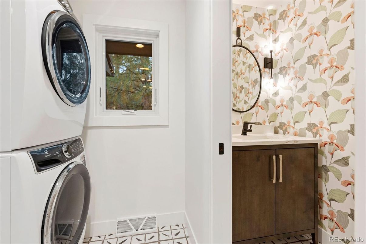 Bathroom, Interior, Washer