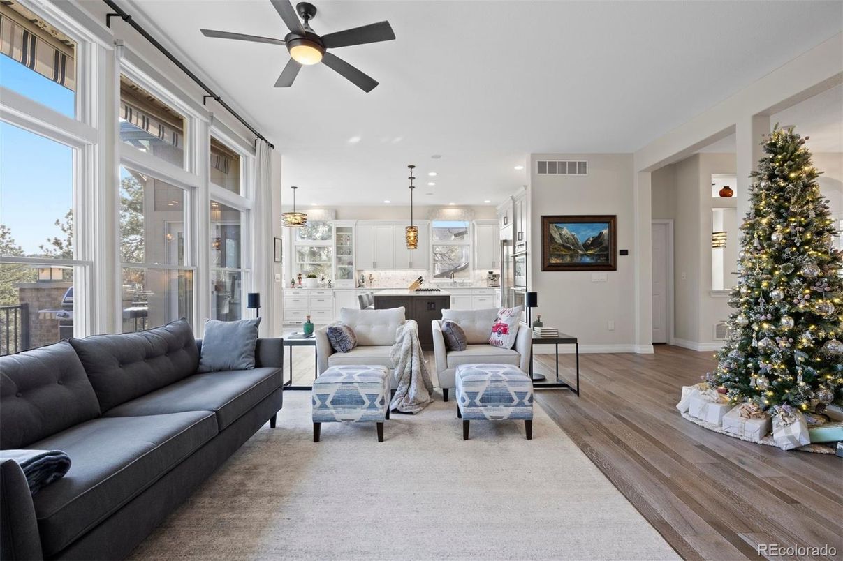 Interior, Kitchen, Living room, Pendant Lights, Recessed Lighting, Wood Texture Flooring