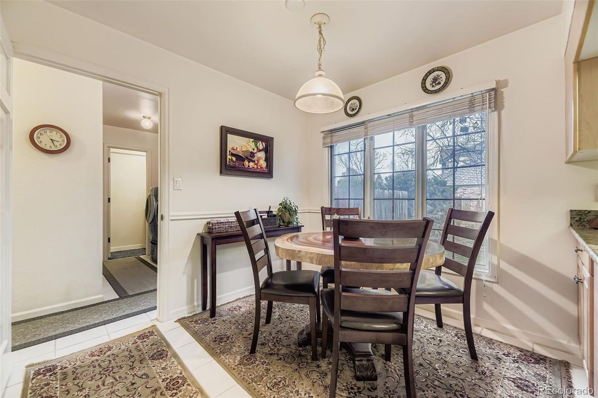 Dining room, Interior, Pendant Lights