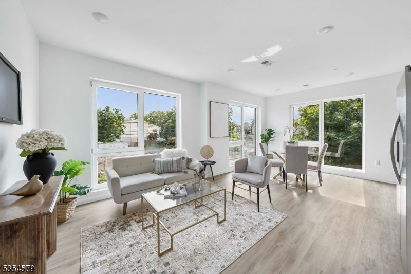 Dining room, Interior, Living room, Recessed Lighting, Wood Texture Flooring