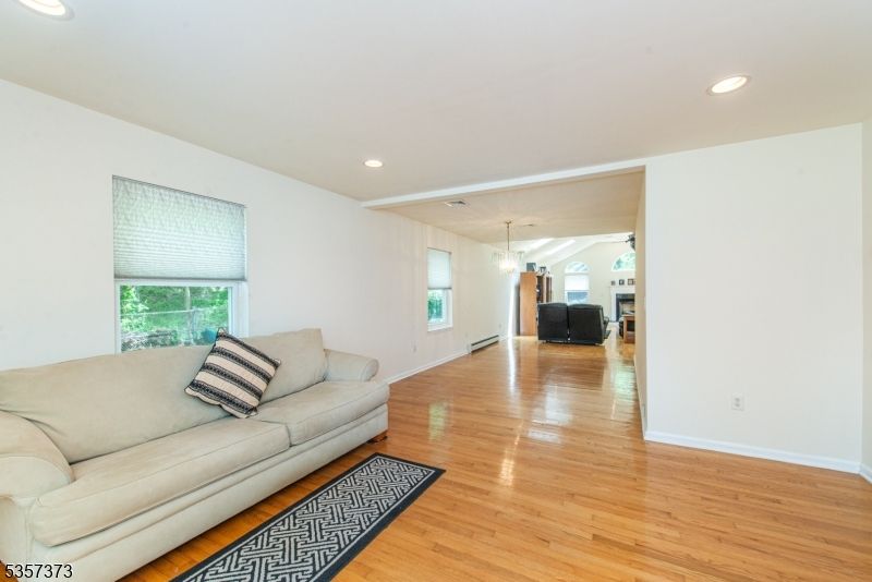 Interior, Living room, Pendant Lights, Recessed Lighting, Wood Texture Flooring