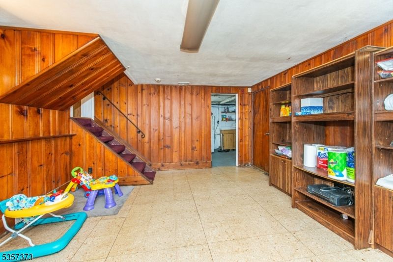 Interior, Wooden Walls