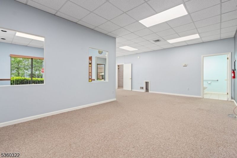 Bathroom, Empty room, Interior, Recessed Lighting