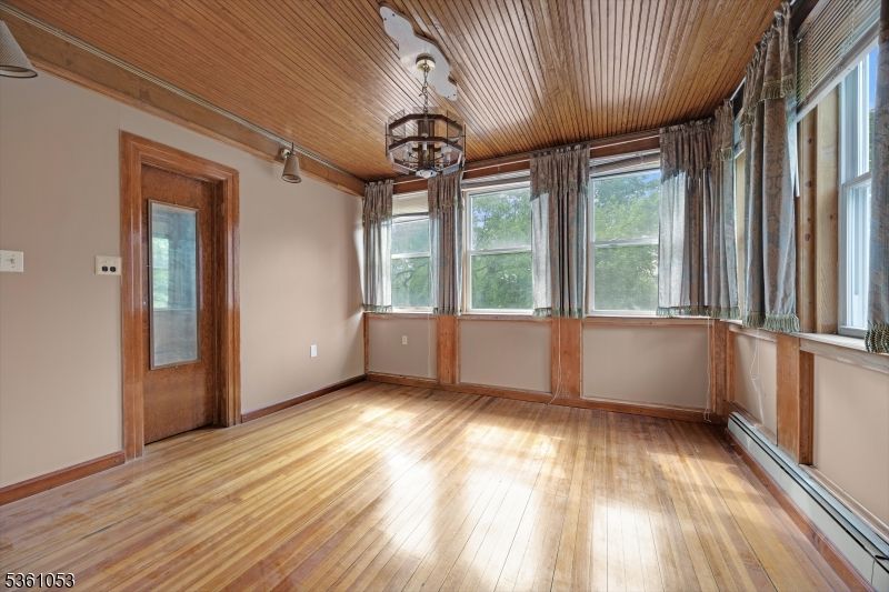 Chandelier, Empty room, Interior, Wooden Ceilings, Wood Texture Flooring