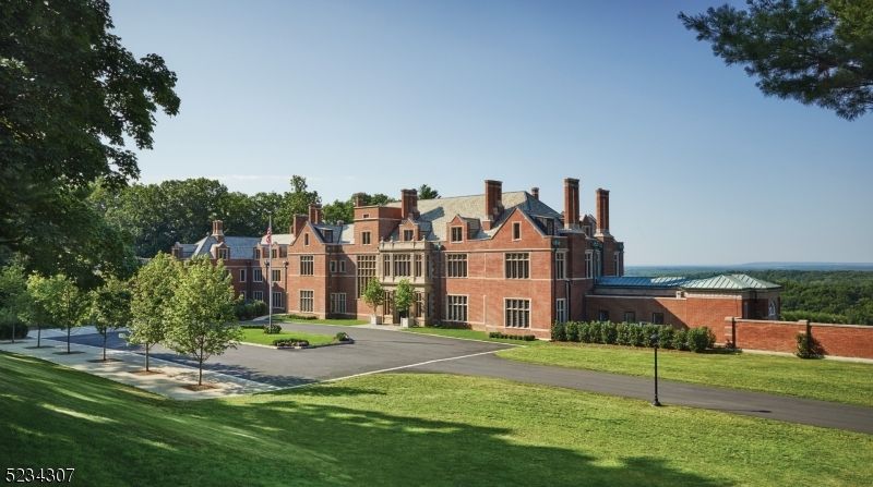 Backyard, Exterior, Facade, Brick Facade, French Provincial