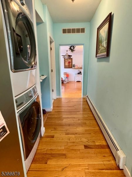 Interior, Utility Closets, Washer, Wood Texture Flooring