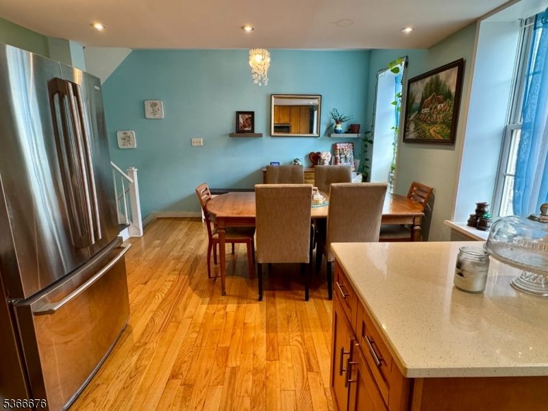 Chandelier, Dining room, Interior, Recessed Lighting, Wood Texture Flooring