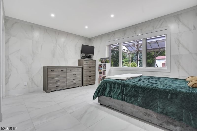 Bedroom, Interior, Marble, Marble Walls, Recessed Lighting