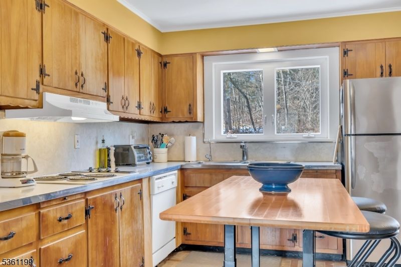 Interior, Kitchen, Wood Texture Flooring