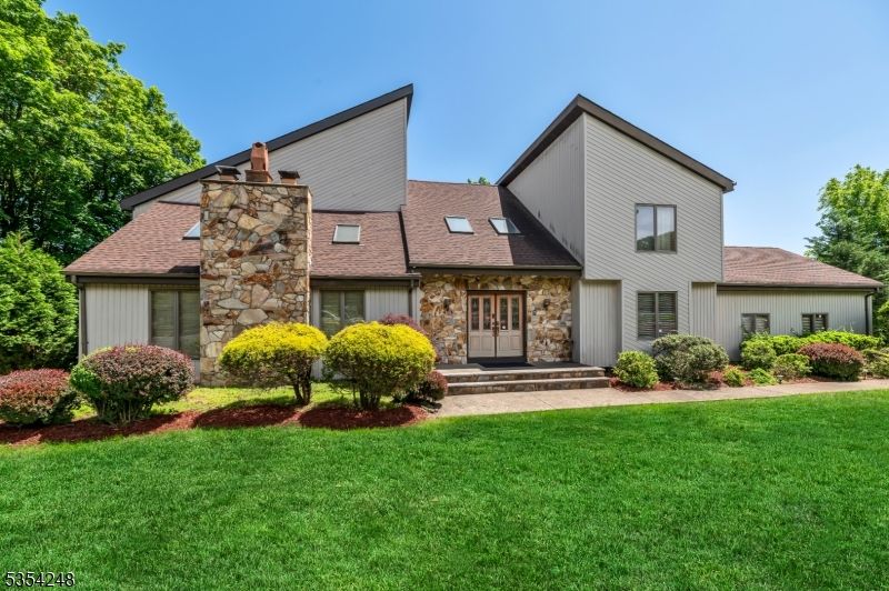 Backyard, Exterior, Facade, Farmhouse