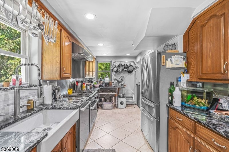 Interior, Kitchen, Recessed Lighting, Washer