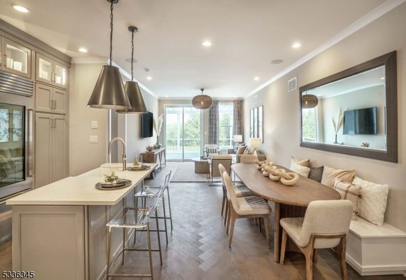 Dining room, Interior, Kitchen, Living room, Pendant Lights, Recessed Lighting, Stainless Steel Appliances, Wood Texture Flooring