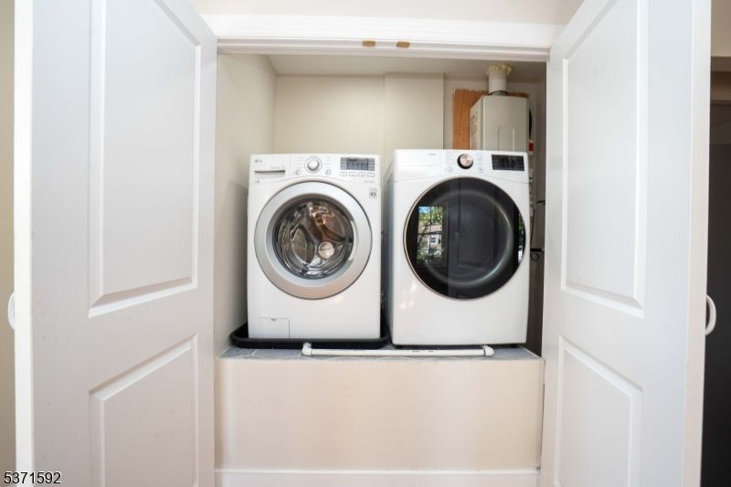 Interior, Utility Closets, Washer