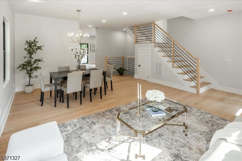 Chandelier, Dining room, Interior, Recessed Lighting, Wood Texture Flooring
