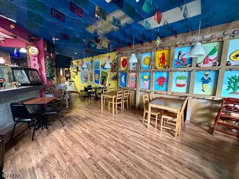 Dining room, Interior, Wood Texture Flooring