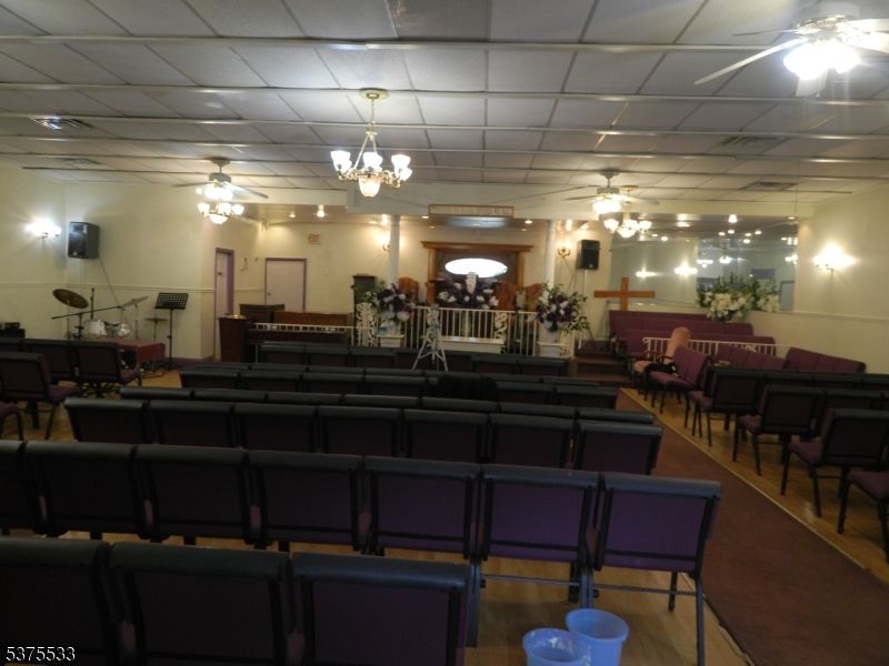 Chandelier, Dining room, Interior