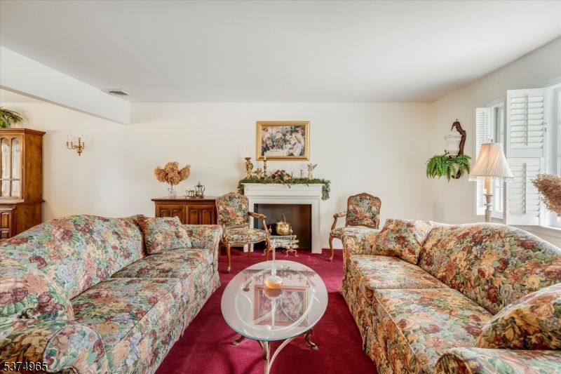 Fireplace, Interior, Living room