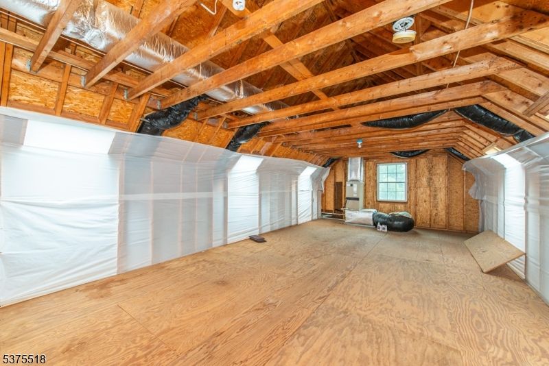 Empty room, Interior, Wooden Beams, Wooden Ceilings, Wood Texture Flooring, Wooden Walls