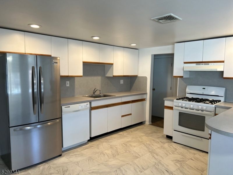 Interior, Kitchen, Marble, Recessed Lighting
