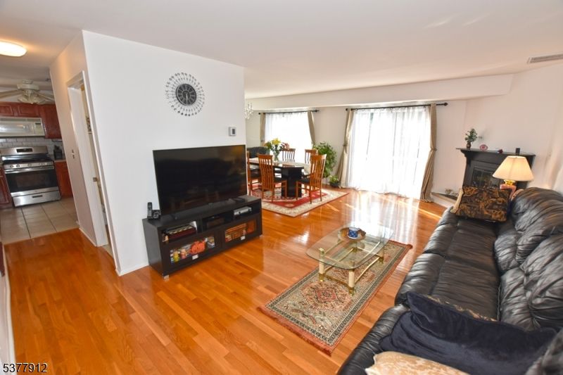 Dining room, Interior, Kitchen, Living room, Stainless Steel Appliances, Wood Texture Flooring