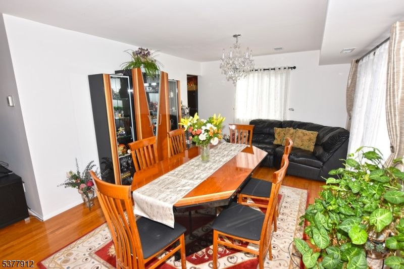 Chandelier, Dining room, Interior, Living room, Recessed Lighting, Wood Texture Flooring