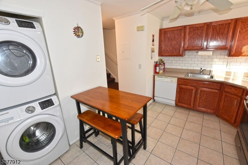 Interior, Kitchen, Washer