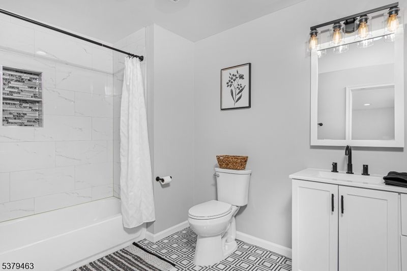 Bathroom, Interior, Marble Walls