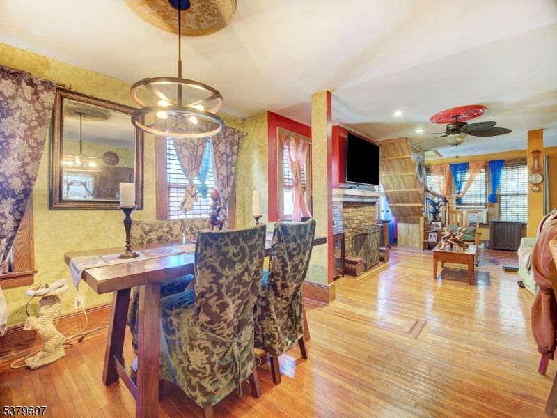Dining room, Interior, Pendant Lights, Recessed Lighting, Wood Texture Flooring