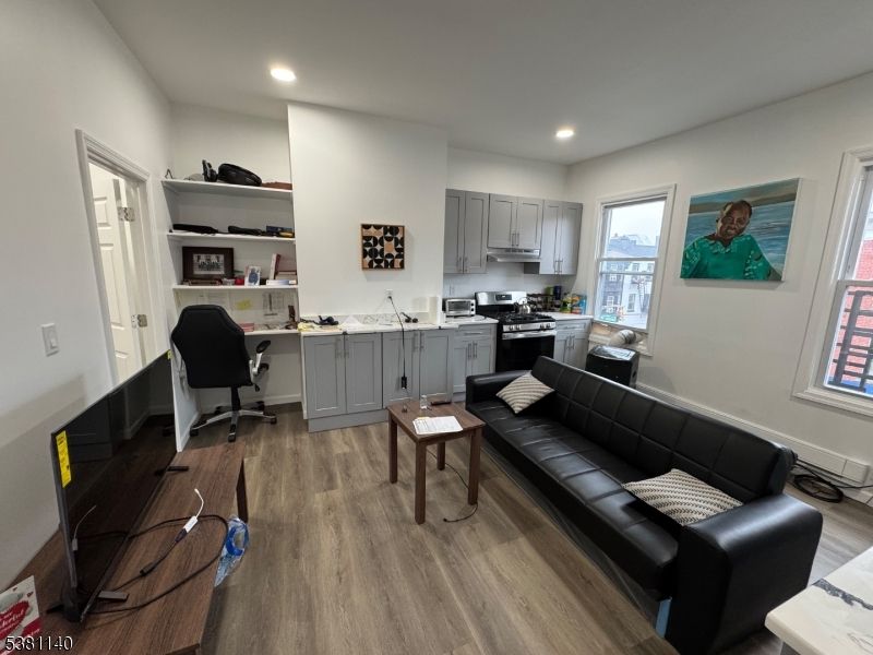 Home Office, Interior, Kitchen, Recessed Lighting, Wood Texture Flooring