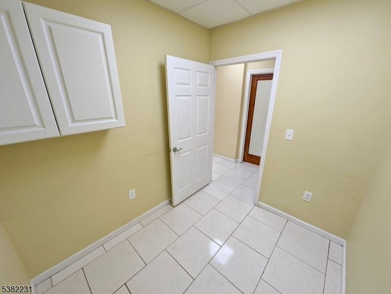 Empty room, Interior, Marble