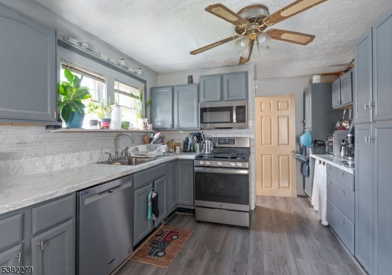 Interior, Kitchen, Stainless Steel Appliances, Wood Texture Flooring