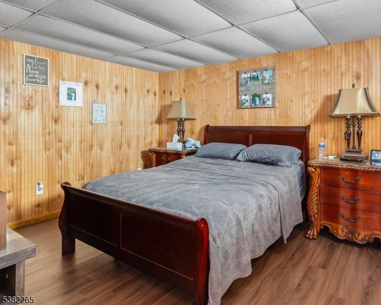Bedroom, Interior, Wood Texture Flooring, Wooden Walls