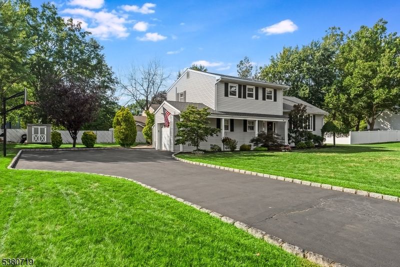 Attached, Backyard, Exterior, Facade, Split Level